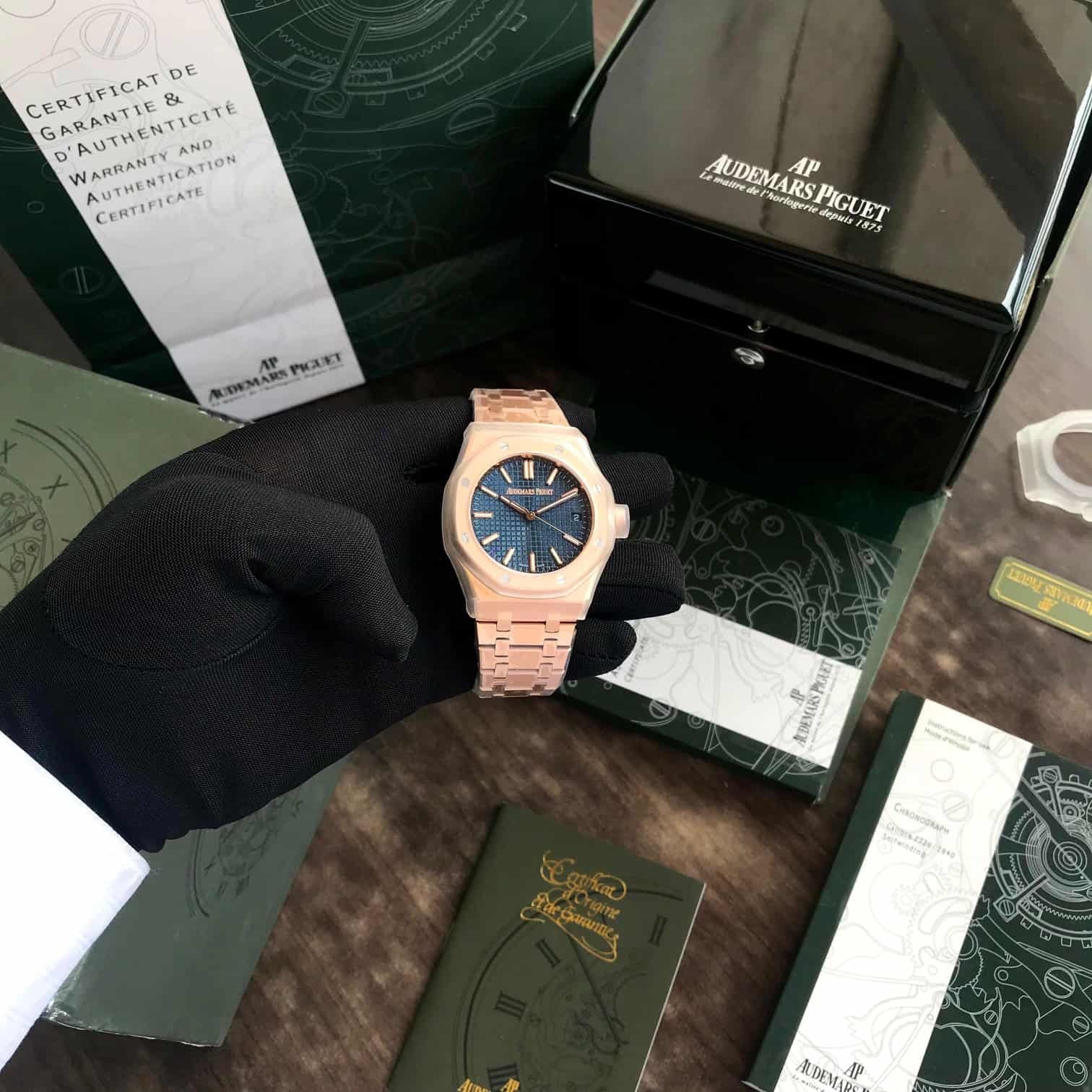 Audemars Piguet Royal Oak Offshore Rosegold Black Blue Metal Chain Swi