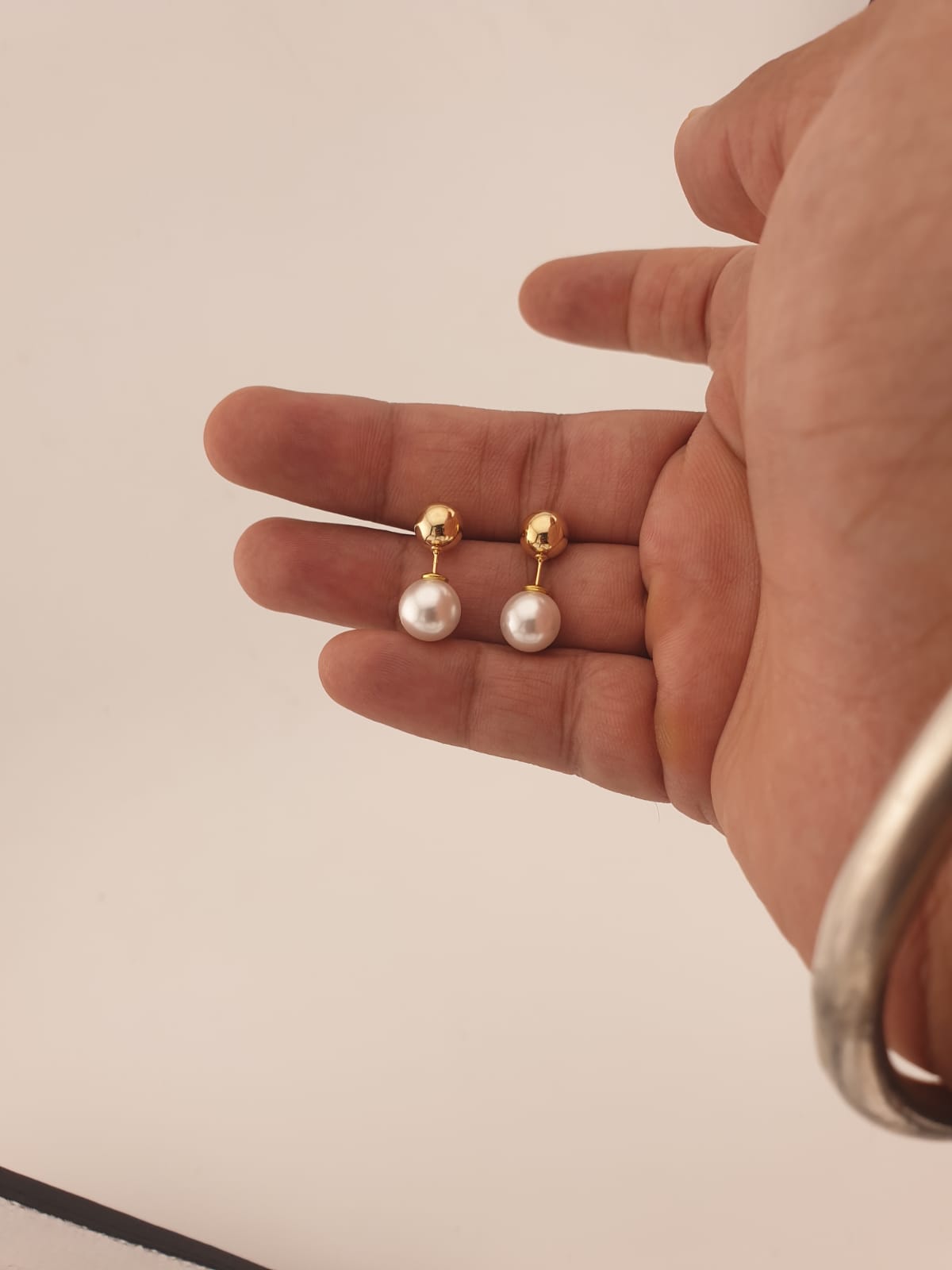 ÉORA Pearl Drop Gold Studs