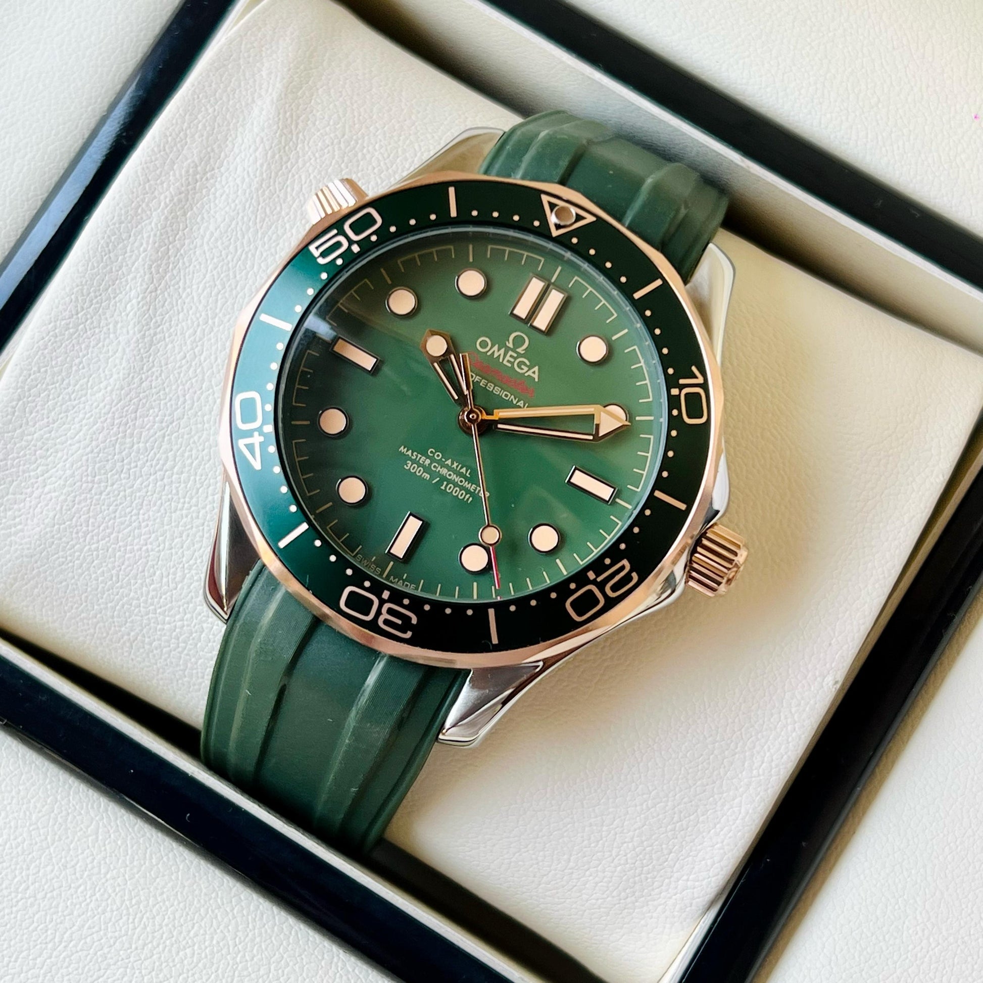 Omega Seamster Golden and Green Luxury look Japanese Automatic Mens Wa